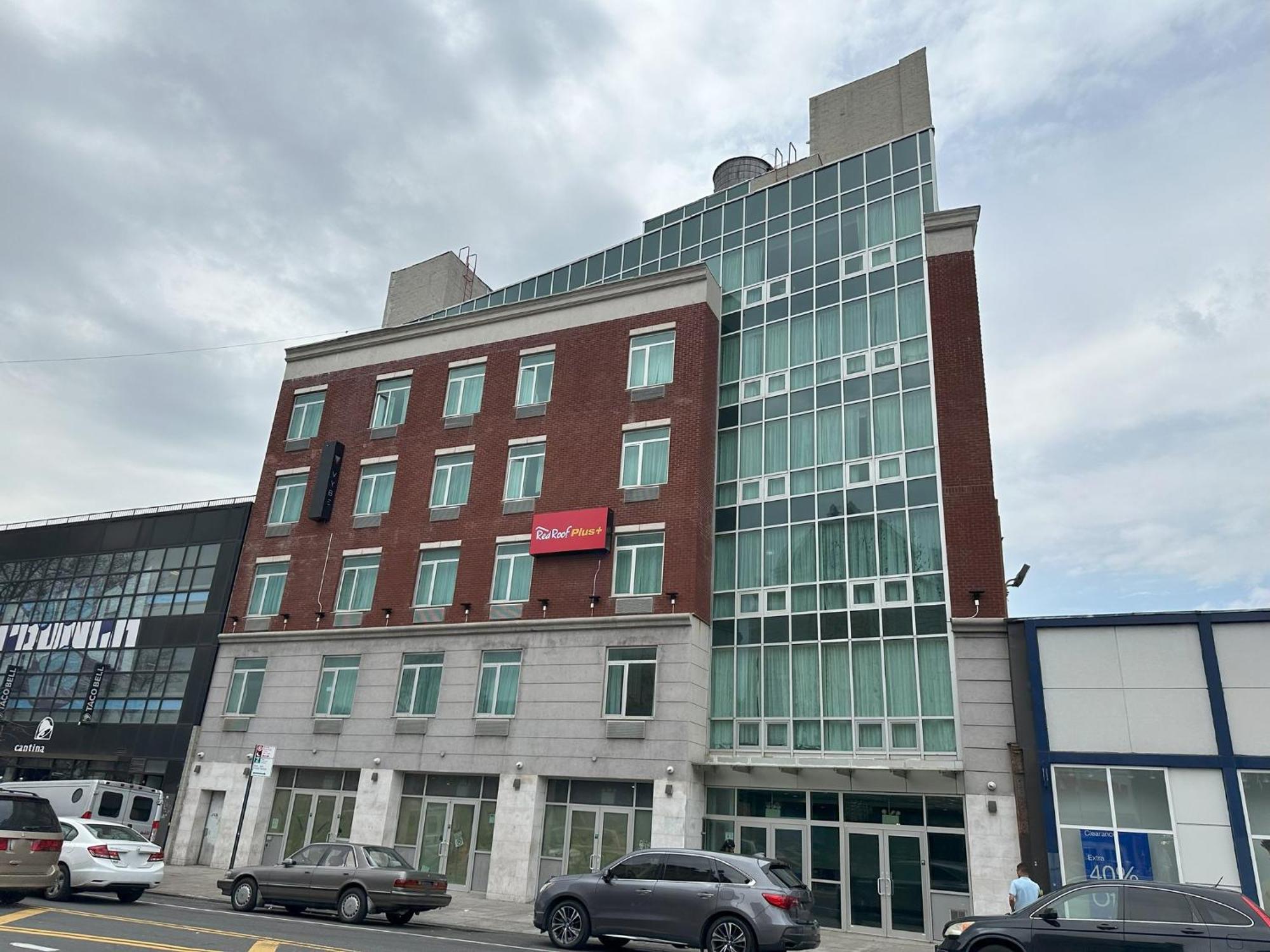 Red Roof Plus Brooklyn - Flatbush Ave Nueva York Exterior foto